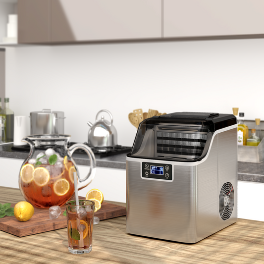 Electric Portable Countertop Ice Maker, With Scoop And Basket, Silver Ice Makers Silver at Gallery Canada