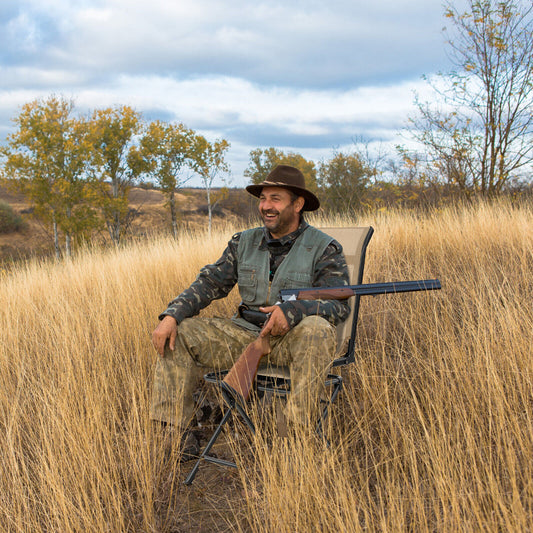 All-weather Outdoor Foldable 360-Degree Swivel Chair with Iron Frame, Brown Camping Furniture Brown at Gallery Canada