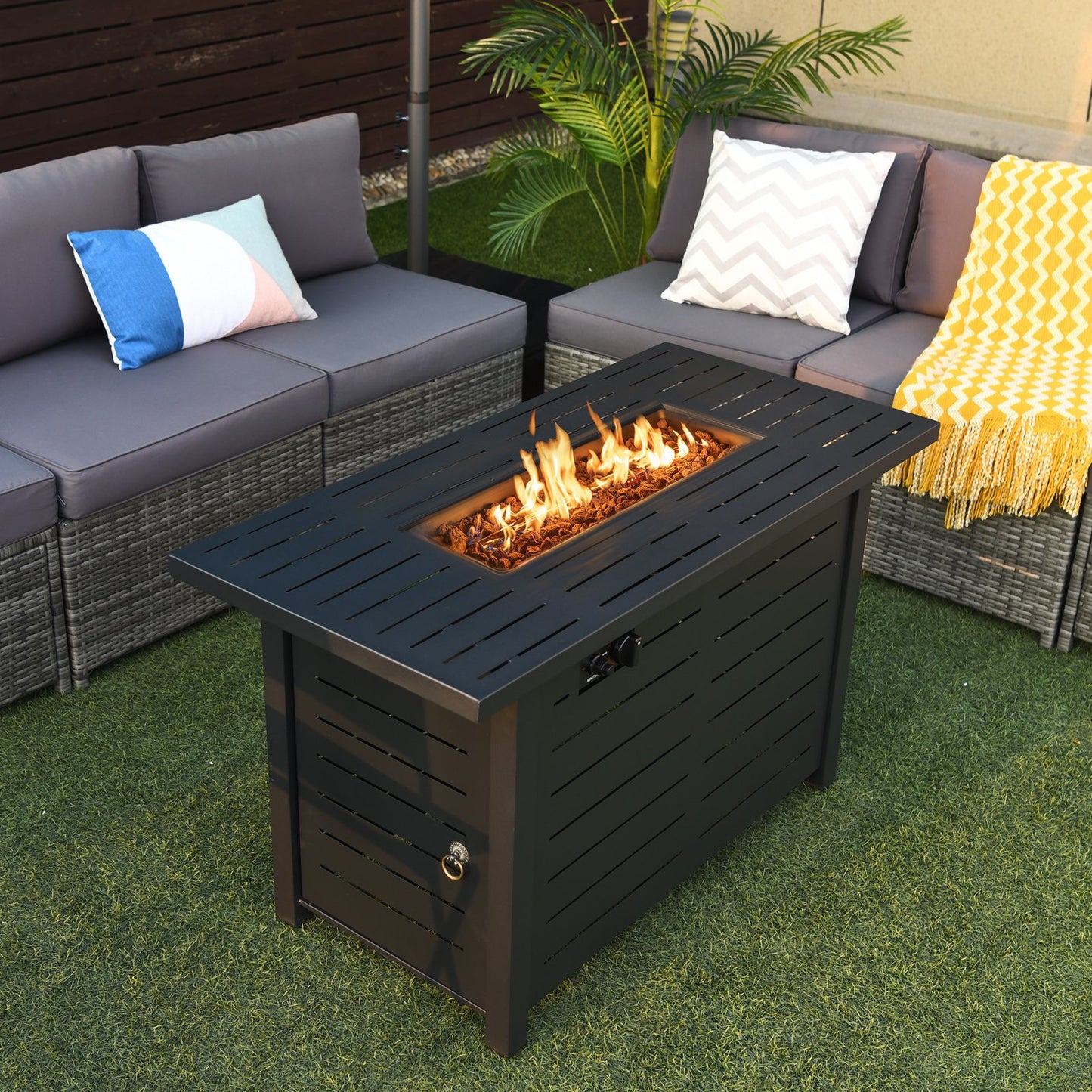 42 Inch 60 000 BTU Rectangular Propane Fire Pit Table with Waterproof Cover at Gallery Canada