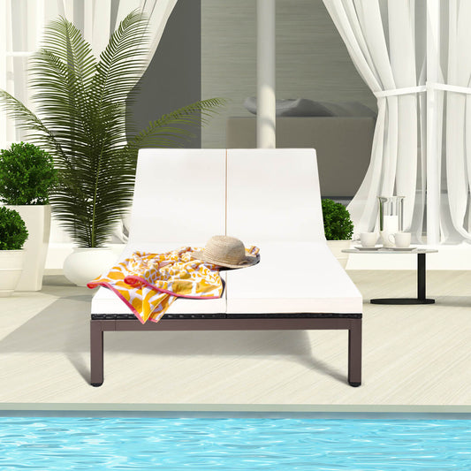 2-Person Patio Rattan Lounge Chair, Adjustable Backrest, White Outdoor Chaise Lounges White at Gallery Canada