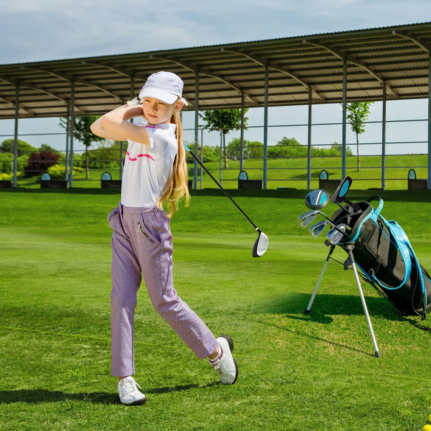 Junior Complete Golf Club Set with Stand Bag Rain Hood, Blue