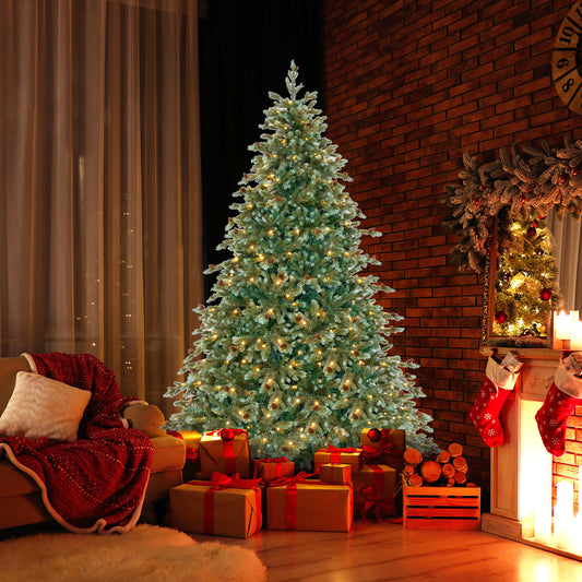 6/7/8 Ft Christmas Tree With Warm White LED Lights, Pine Cones, 7 Ft, Green Christmas Tree Green at Gallery Canada
