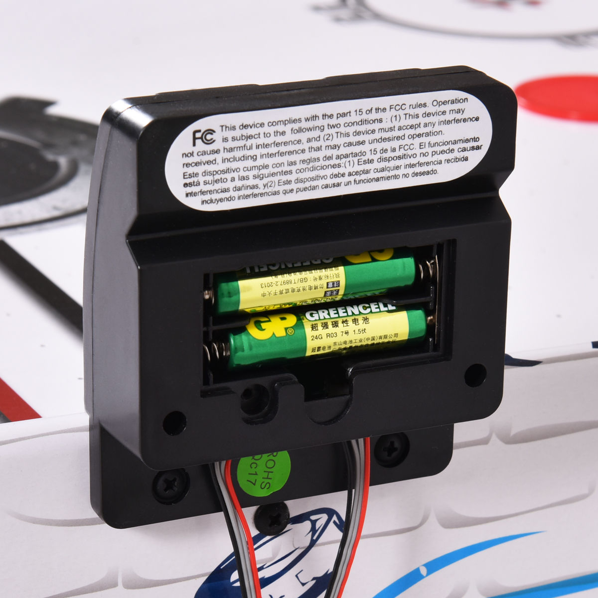 42 Inch Air Powered Hockey Table Top Scoring 2 Pushers, White Game Room at Gallery Canada