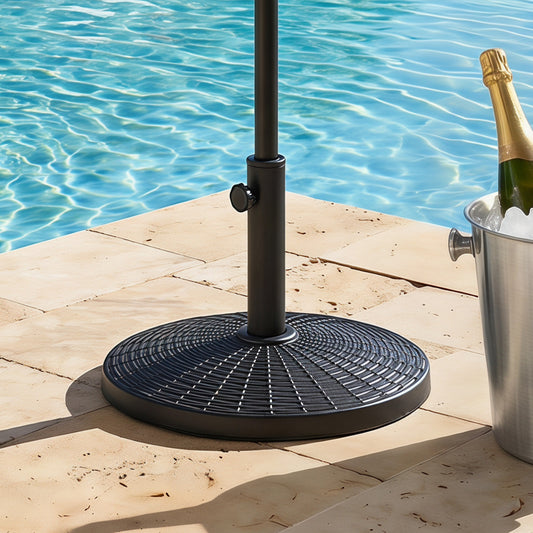 22 Lbs Patio Umbrella Base, Wicker Style, Black Outdoor Umbrella Bases Black at Gallery Canada