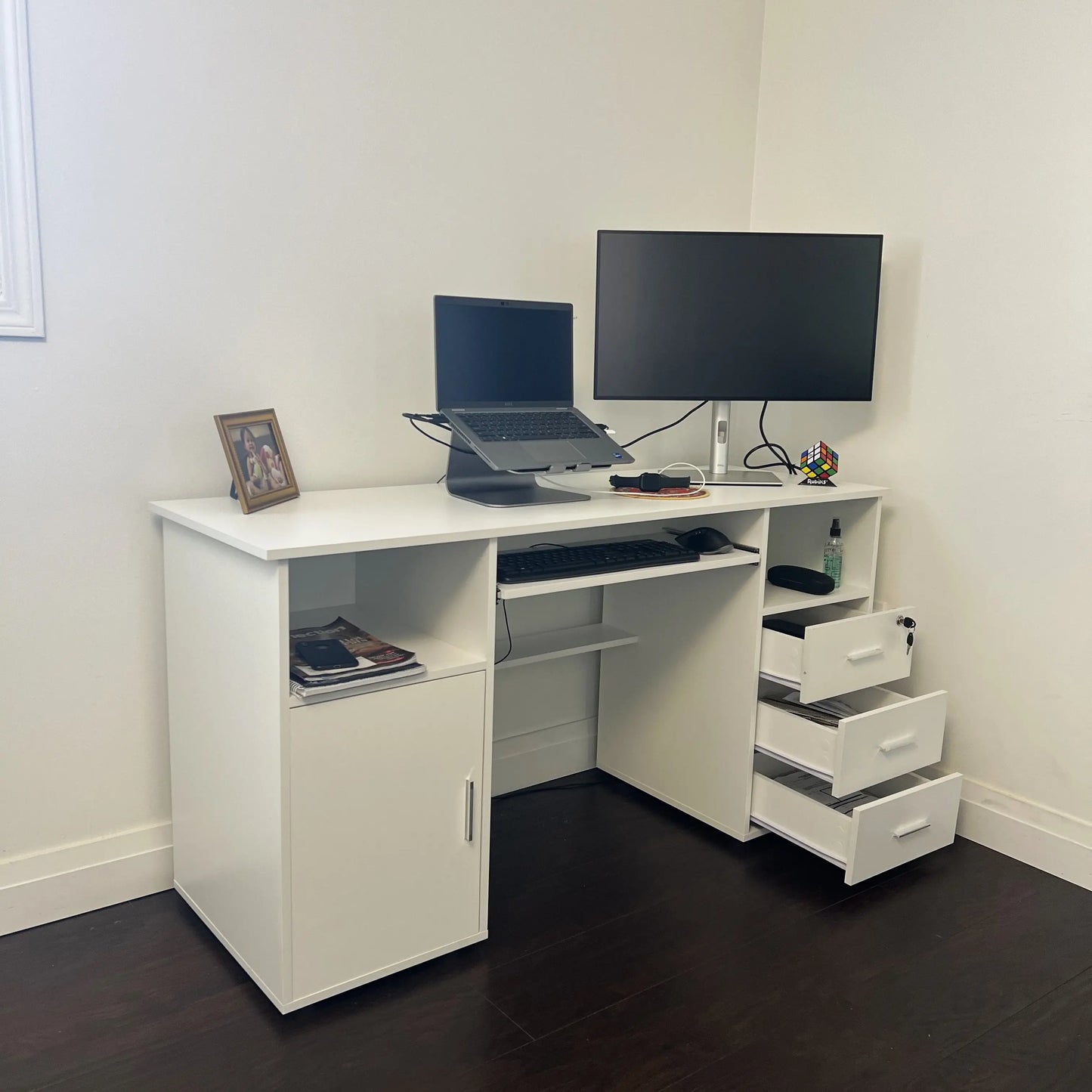 Computer Desk With Keyboard Tray, Drawers, White Computer Desks at Gallery Canada
