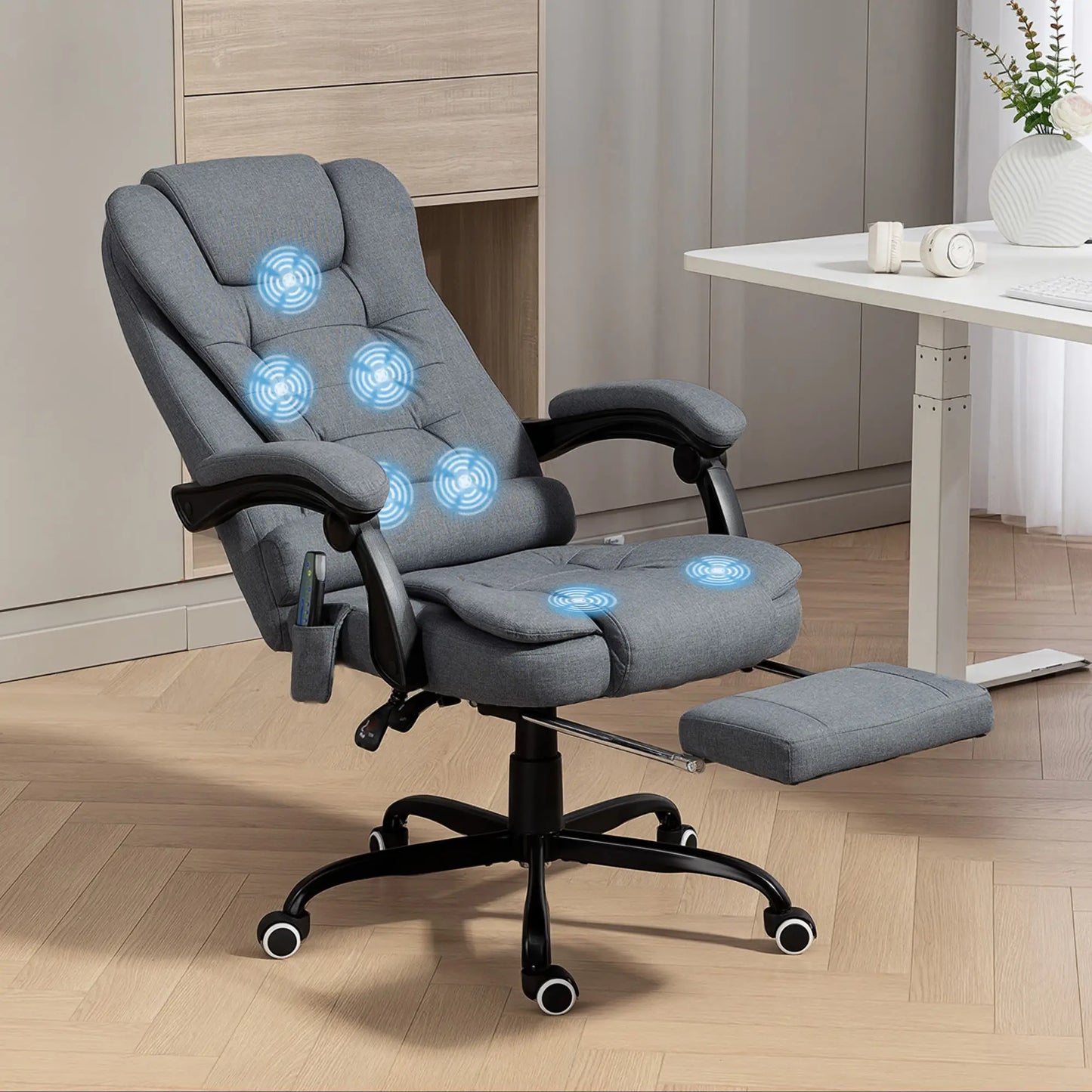 7-Point Vibrating Massage Chair, Reclining Office Chair with Footrest, Grey Massage Chairs at Gallery Canada