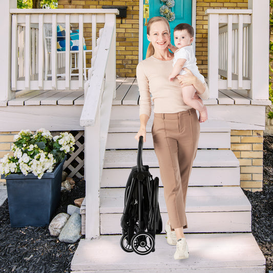 Lightweight Compact Travel Stroller, Airplane Cabin, Black Baby Strollers Black at Gallery Canada