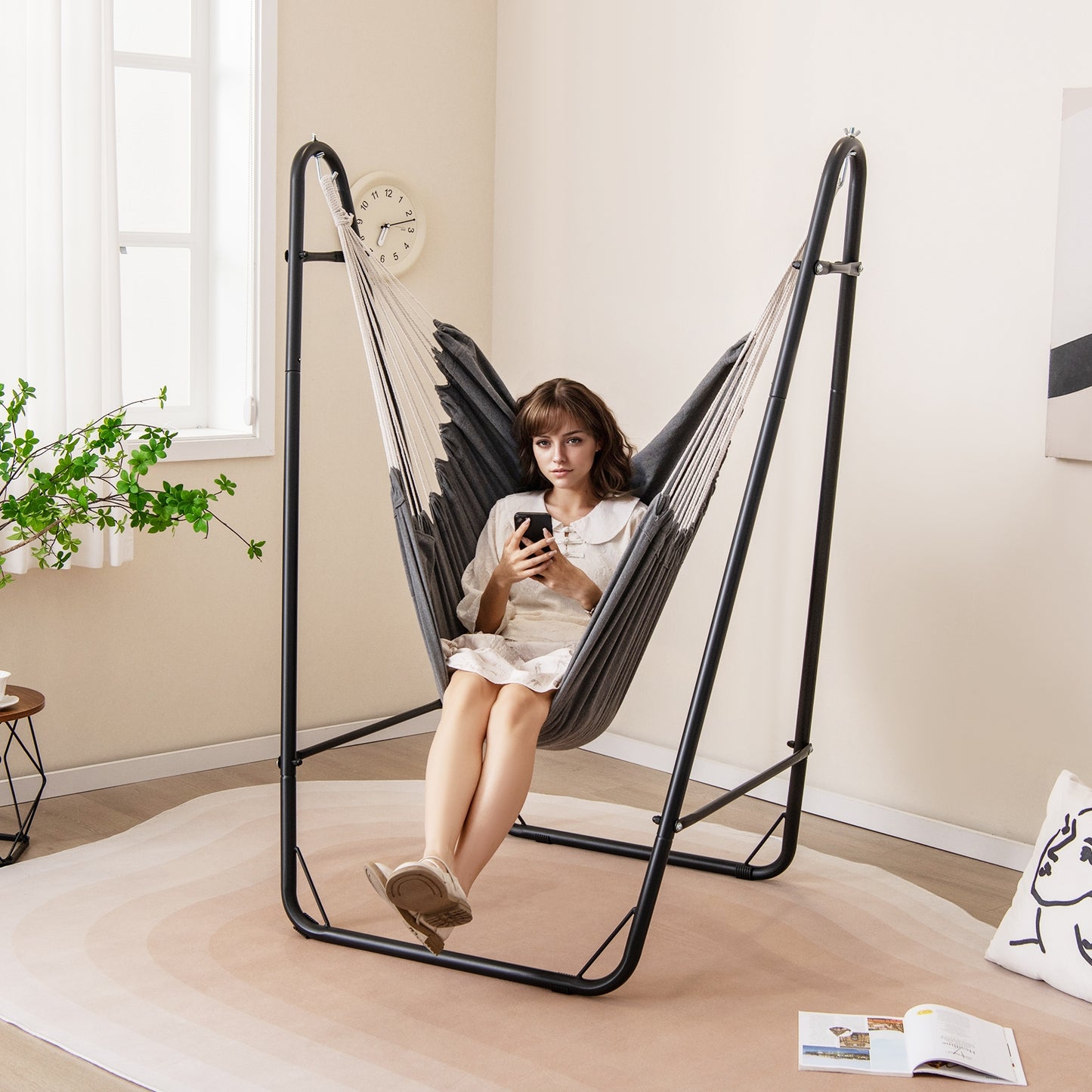 Hammock Chair with Heavy Duty Metal Frame and Side Pocket, Gray Recliners at Gallery Canada