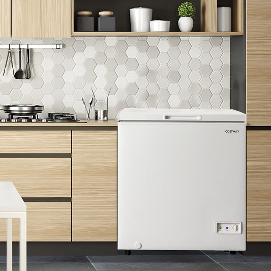 3.5/5 Cu.ft Compact Chest Freezer, Removable Storage Basket, White Freezers White at Gallery Canada