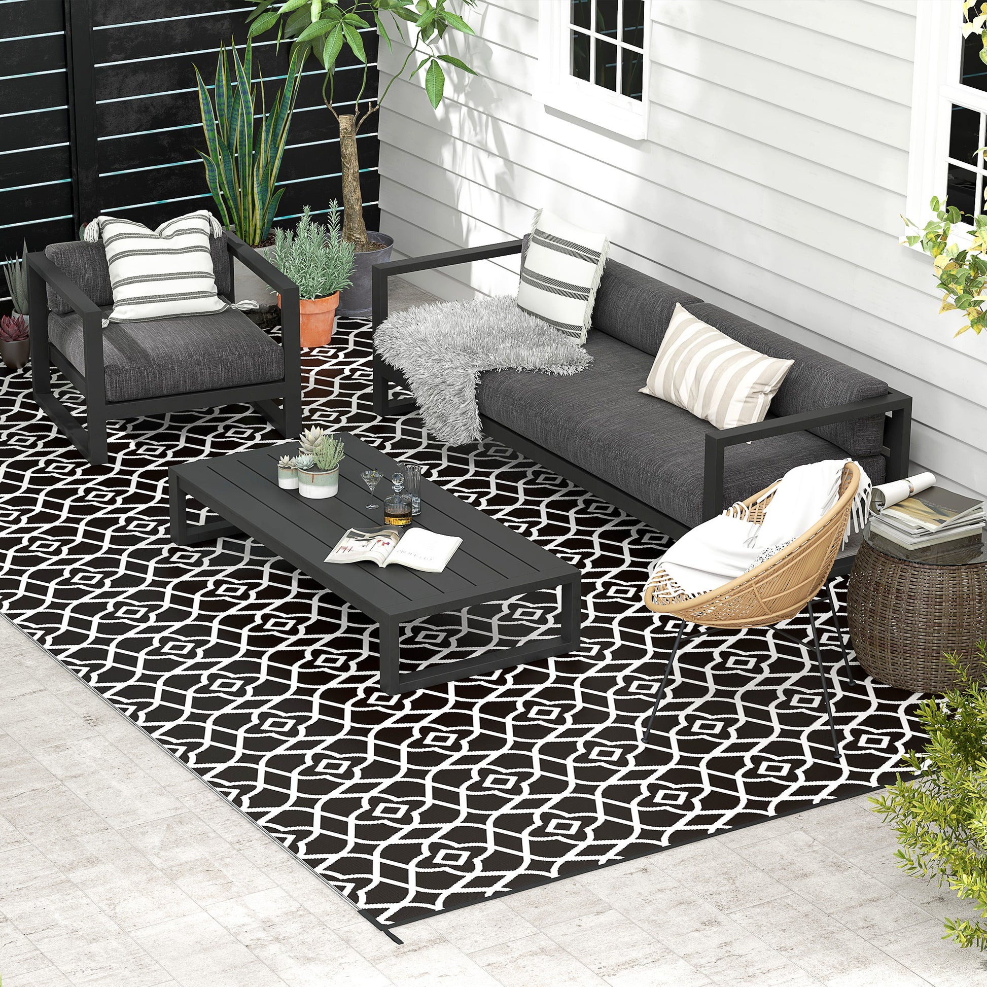Reversible Outdoor Rug, Waterproof Plastic Straw RV Rug with Carry Bag, 9' x 18', Black and White Clover at Gallery Canada