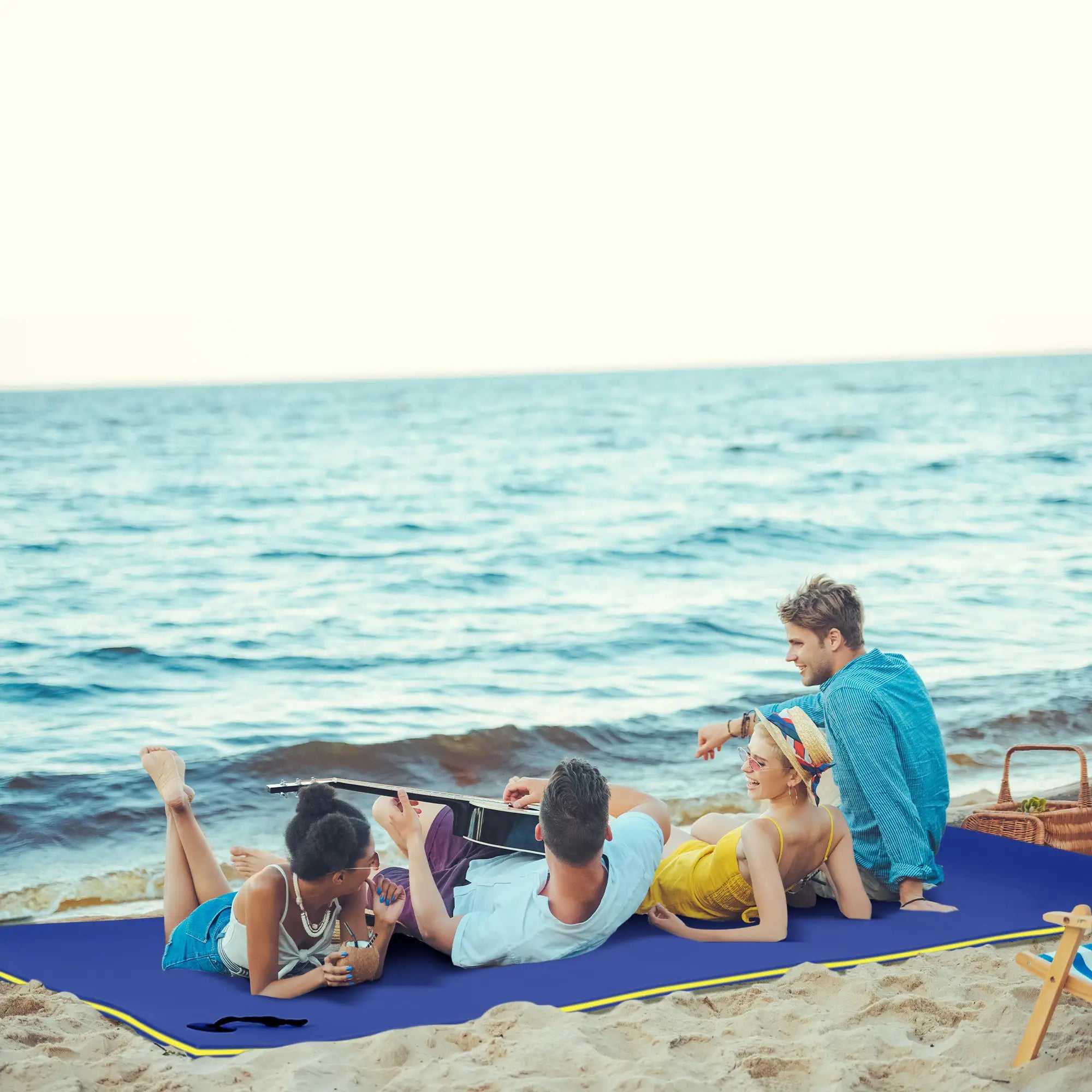 10' x 5' Roll-Up Pool Float Pad, Water Mat for Lakes, Oceans, Pools, Blue Floating Water Mats at Gallery Canada
