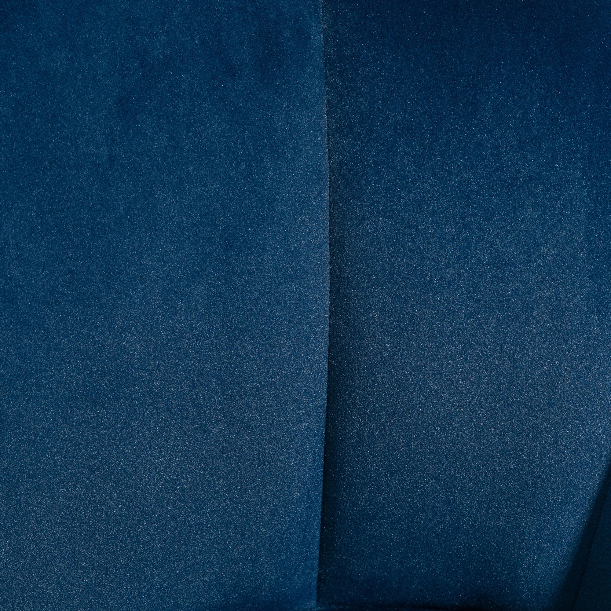 Modern Accent Chair, Upholstered Velvet Armchair with Wood Legs, Blue Accent Chairs at Gallery Canada