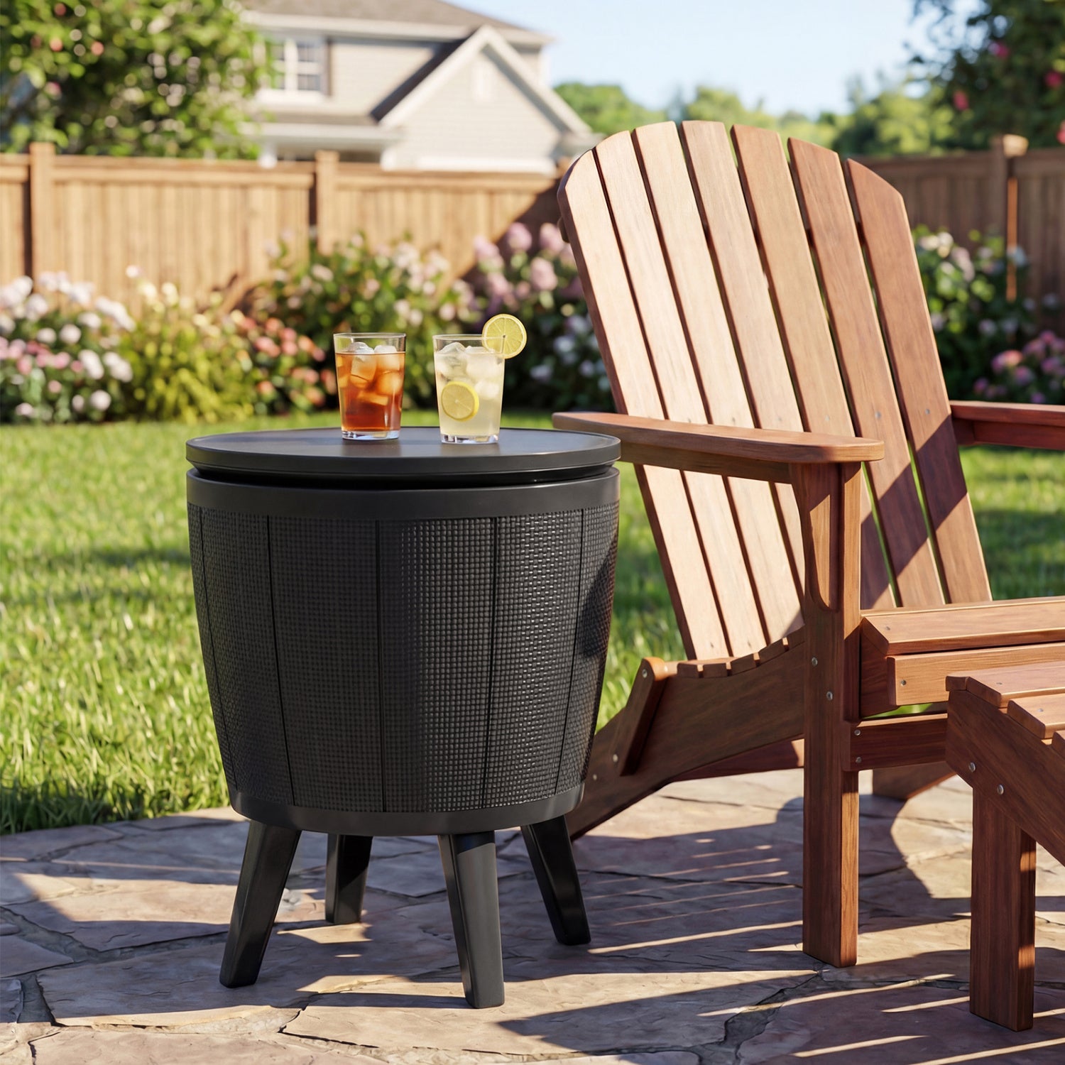 10 Gallon Beer And Wine Cooler, Lift-Top, Drainage Plug, Black Coolers at Gallery Canada