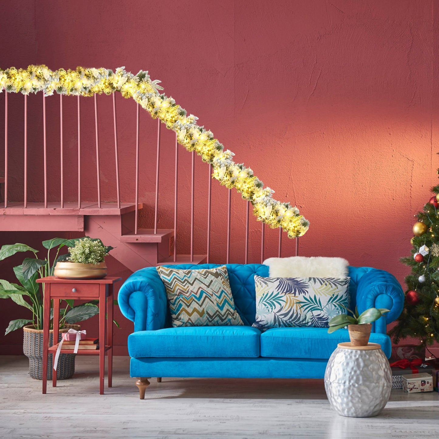 9 Feet Pre-Lit Artificial Christmas Garland with 50 LED Lights, White Christmas Decor & Accessories at Gallery Canada