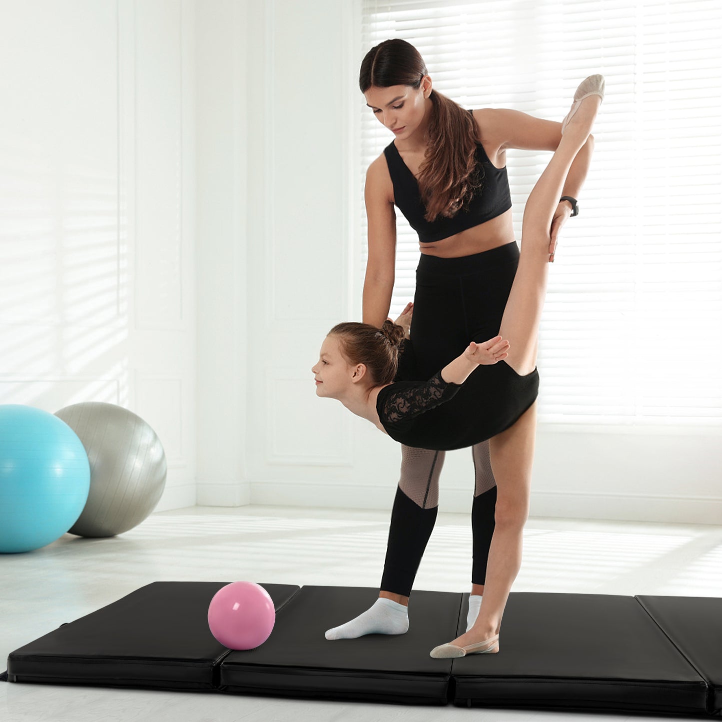 Folding Gymnastics Mat, With Carry Handles, Sweatproof PU Leather Cover, Black Yoga & Gym Mats at Gallery Canada