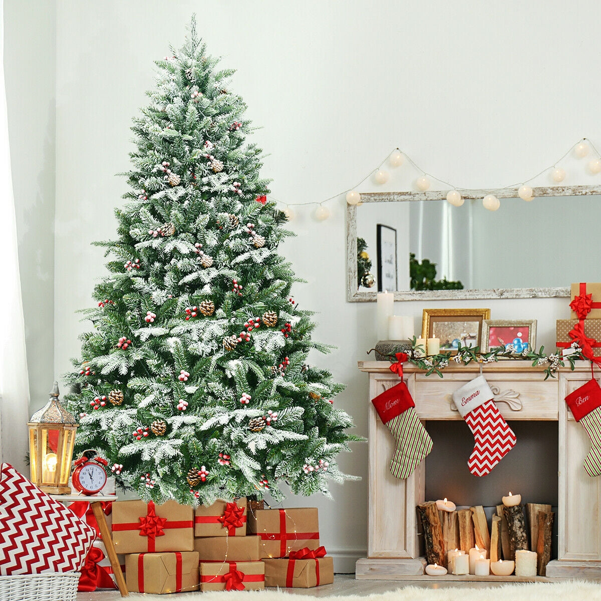 6.5 Feet Pre-lit Snow Flocked Hinged Artificial Christmas Tree, Green Christmas Tree at Gallery Canada