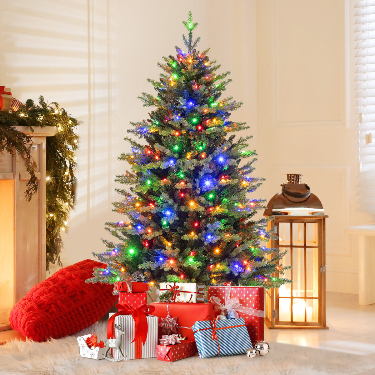 5 ft Artificial Christmas Tree, Hinged, 11 Lighting Modes, Remote Control, Green Christmas Tree at Gallery Canada