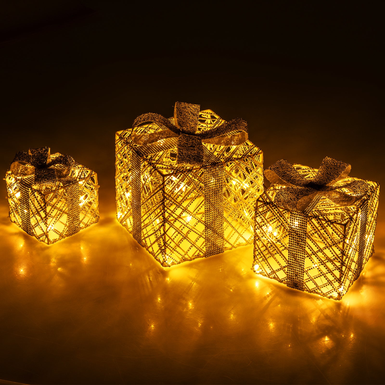 3 Pack Christmas Lighted Gift Box, 50 LED Lights, Detachable Bows, White Christmas Decor & Accessories at Gallery Canada