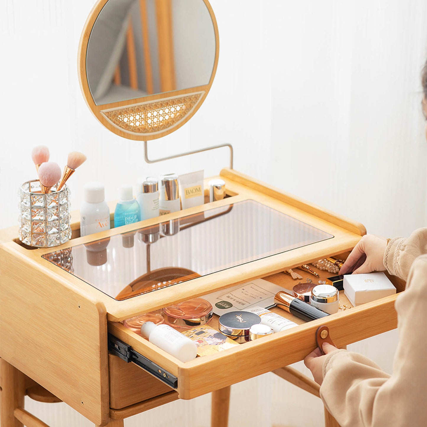 Bamboo Makeup Vanity Table with Stool and Rotating Mirror, Natural Makeup Vanities at Gallery Canada