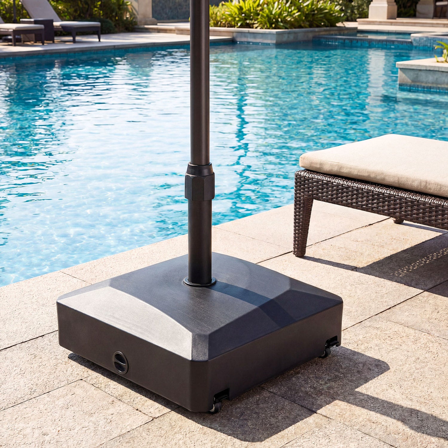 176 LBS Fillable Mobile Umbrella Base, 4 Wheels, 2 Locks, Black Outdoor Umbrella Bases at Gallery Canada