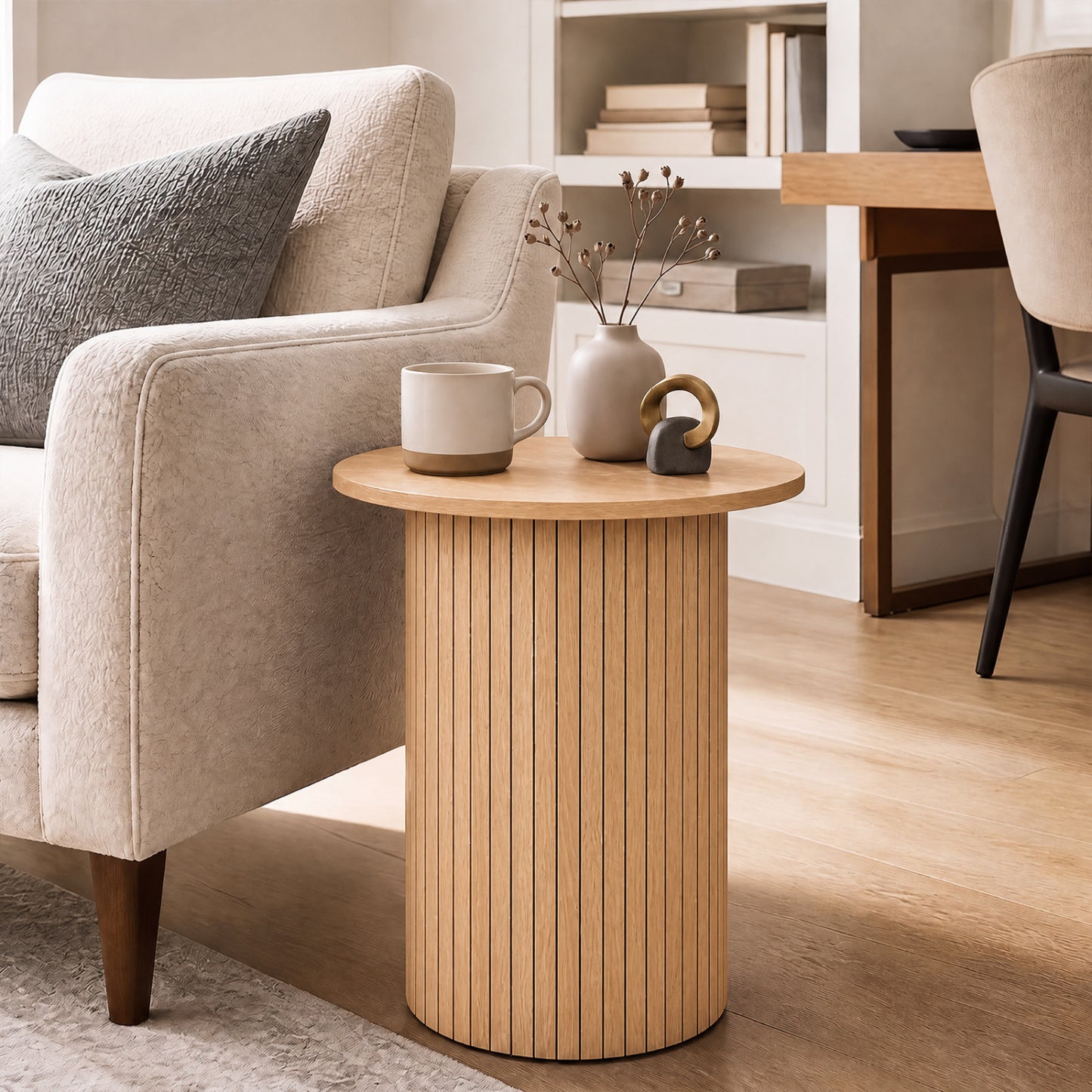 Table d'appoint ronde cannelée de 18" , naturelle