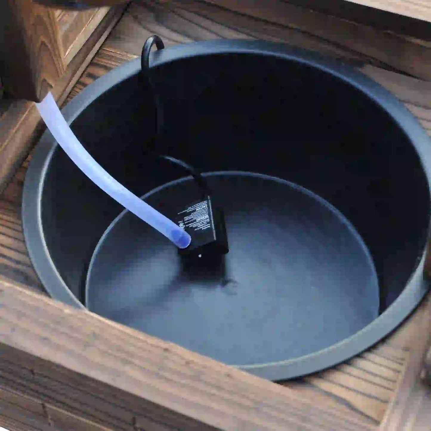Wooden Well Wishing Fountain, Outdoor Electric Pump Water Bucket, Patio Garden, Carbonized Water Fountains at Gallery Canada