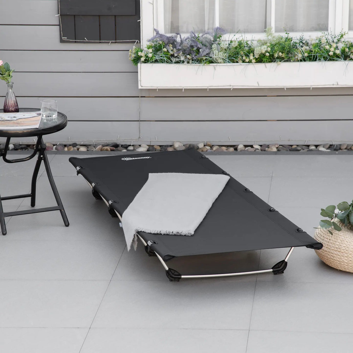 Lightweight Camping Cot, Aluminium Portable Folding Bed w/ Strong Support 331 lbs and Carry Bag for Camping, Black Camping Cots at Gallery Canada