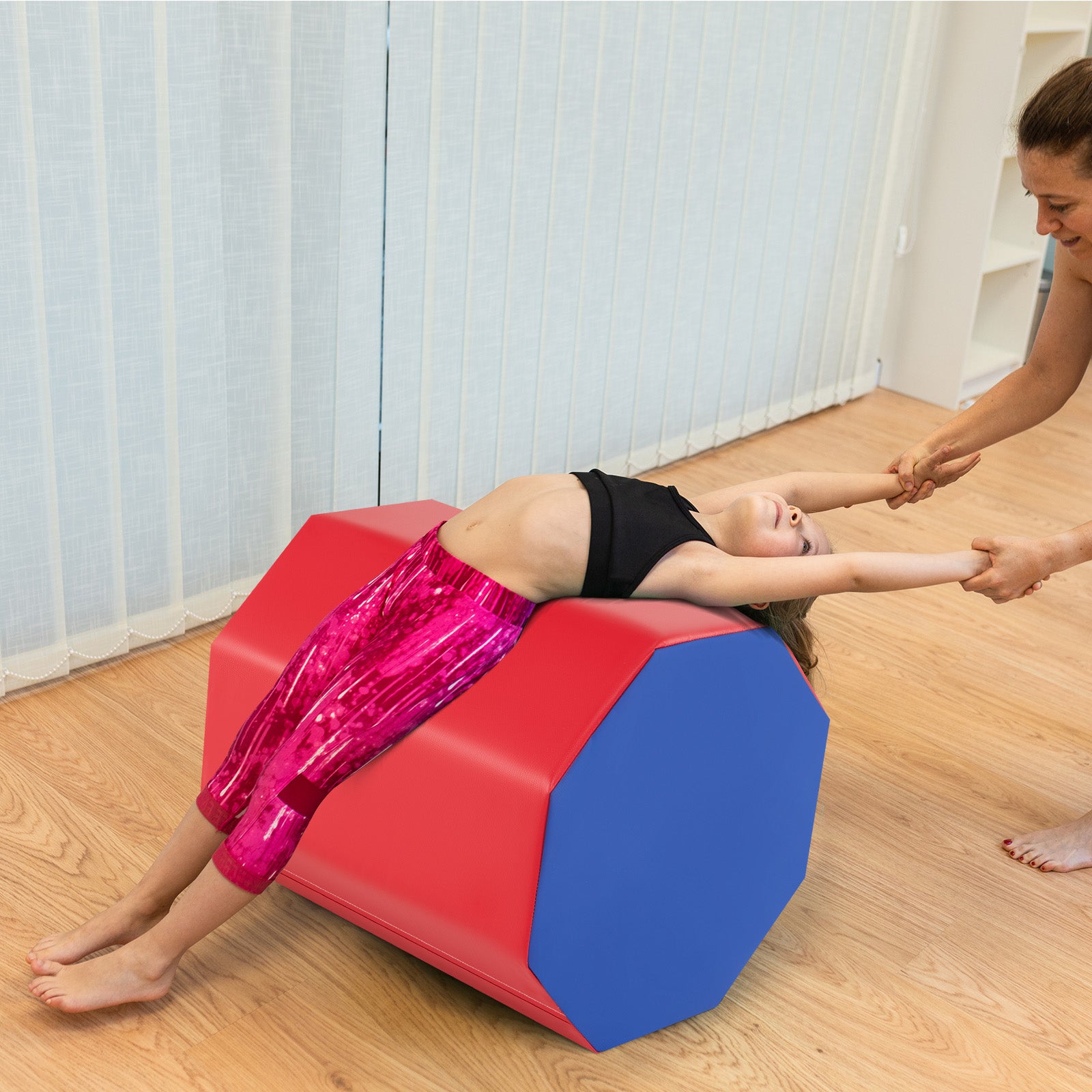 24.5 Inch Octagon Gymnastics Mat, Waterproof Zippered Cover, Red Yoga & Gym Mats at Gallery Canada