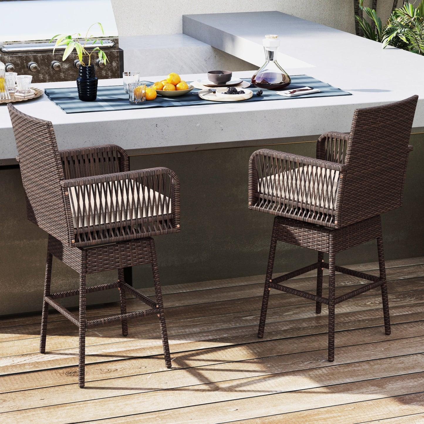 Tabouret pivotant de hauteur de bar 29", accoudoirs tissés croisés, marron