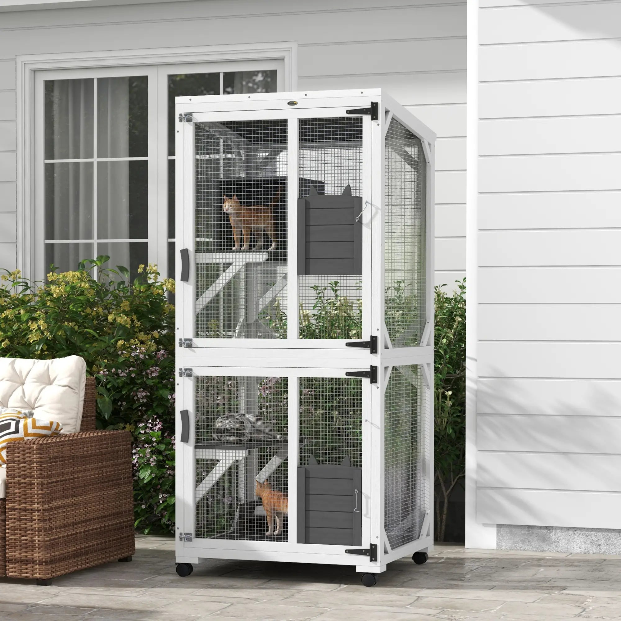 Outdoor Catio, Elevated Design with Wheels, Resting Box, Water-Resistant, Grey, White Outdoor Cat Enclosures at Gallery Canada