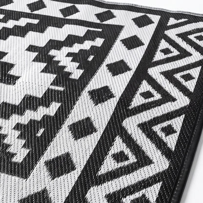 Reversible Plastic Straw Rug, LED Lights, 12' x 9' Outdoor Reversible Rugs at Gallery Canada