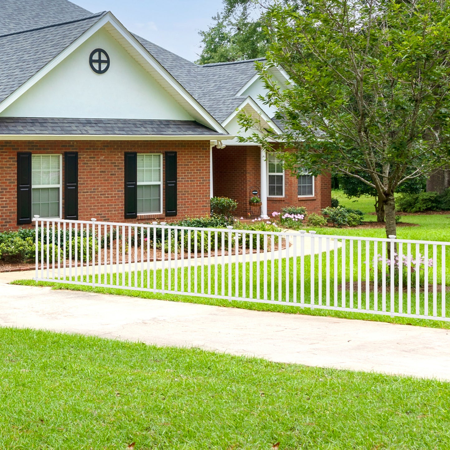 2 Piece 80 x 51 Inch Vinyl Picket Fence, Garden Fence, White Decorative Fencing & Flooring at Gallery Canada
