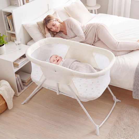 2-in-1 Baby Bassinet, Rocking Motion, Foldable Bedside Sleeper, Beige Bassinets & Bedside Sleepers Beige at Gallery Canada