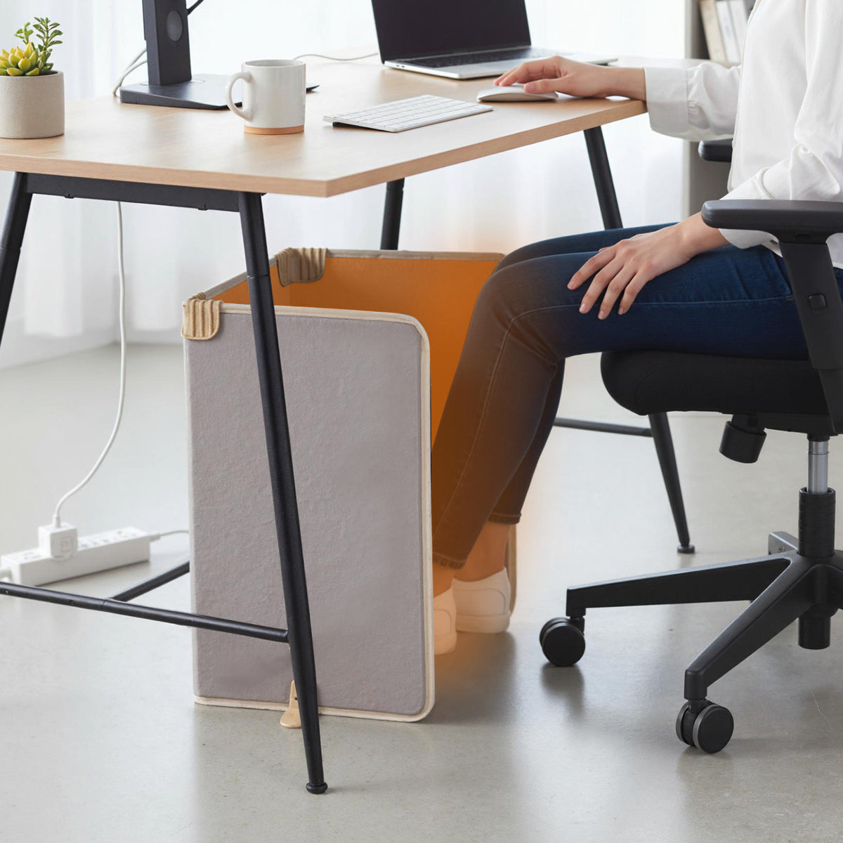 3-Fold Under Desk Space Heater, 3-Level Thermostat, Beige Space Heaters at Gallery Canada
