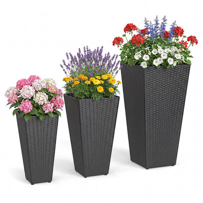 3-Piece Wicker Planters Tapered PP Rattan Plant Boxes with Plastic Flower Pots, Black Raised Garden Beds at Gallery Canada