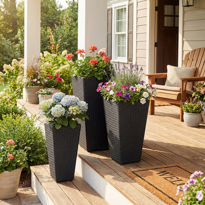 3-Piece Wicker Planters Tapered PP Rattan Plant Boxes with Plastic Flower Pots, Black Raised Garden Beds at Gallery Canada