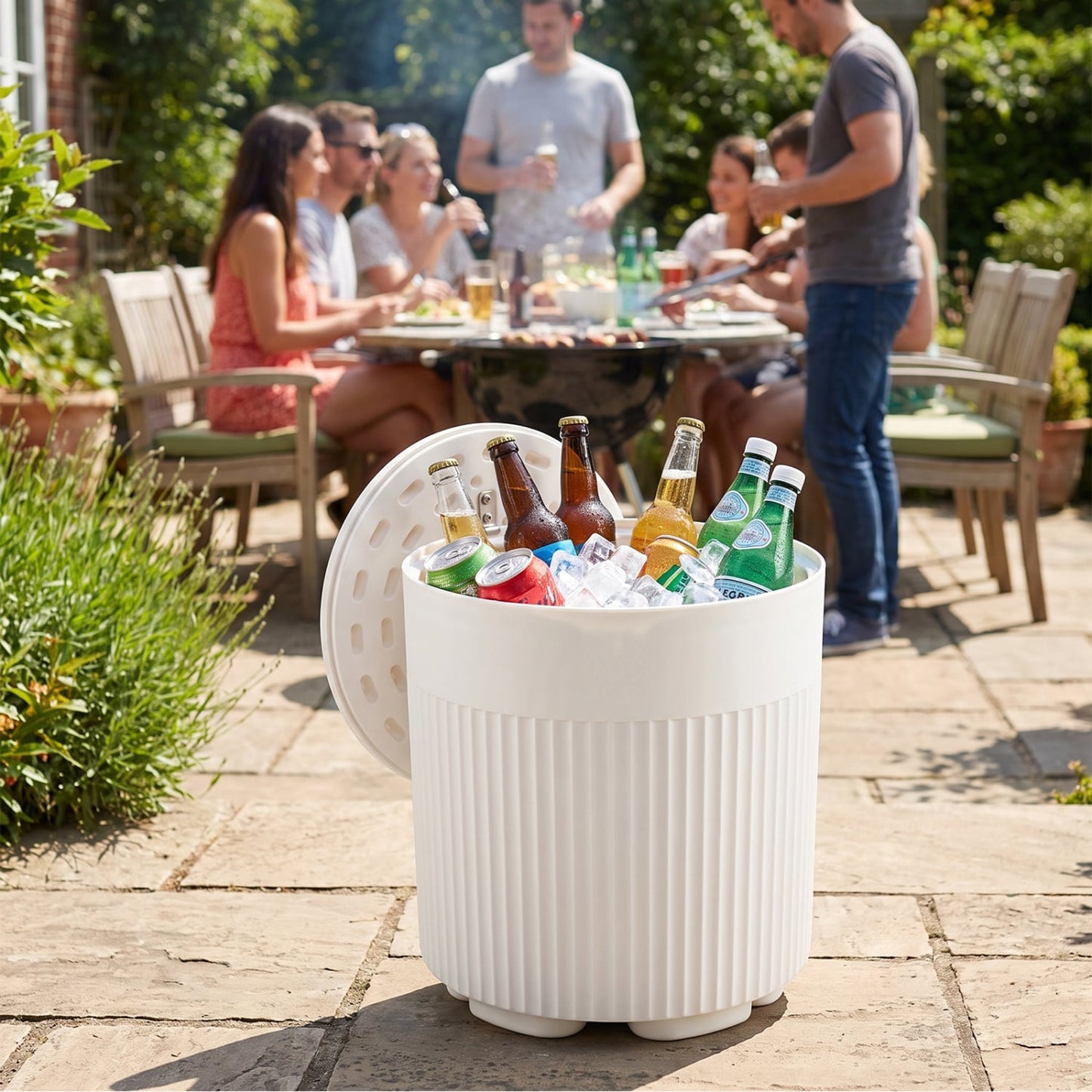 Table d'appoint de refroidisseur extérieur, design cannelé, blanc