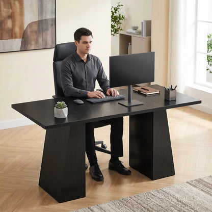 Bureau d'ordinateur de 63 pouces, cadre trapézoïdal, grain de bois noir clair, noir clair