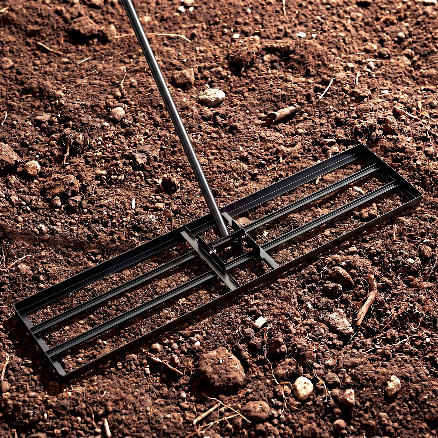 42 x 10 Inch Lawn Leveling Rake, Ergonomic Handle, Black Lawn Care Tools at Gallery Canada