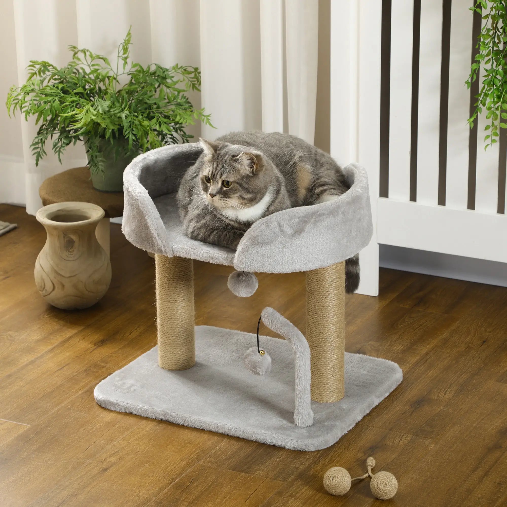 Small Cat Tree, Jute Scratching Posts, Top Perch, Light Grey Cat Trees at Gallery Canada