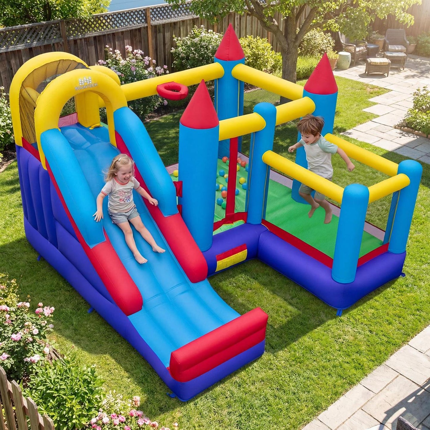 5-In-1 Inflatable Bounce House, 735W Blower, 50 Ocean Balls Bounce House at Gallery Canada