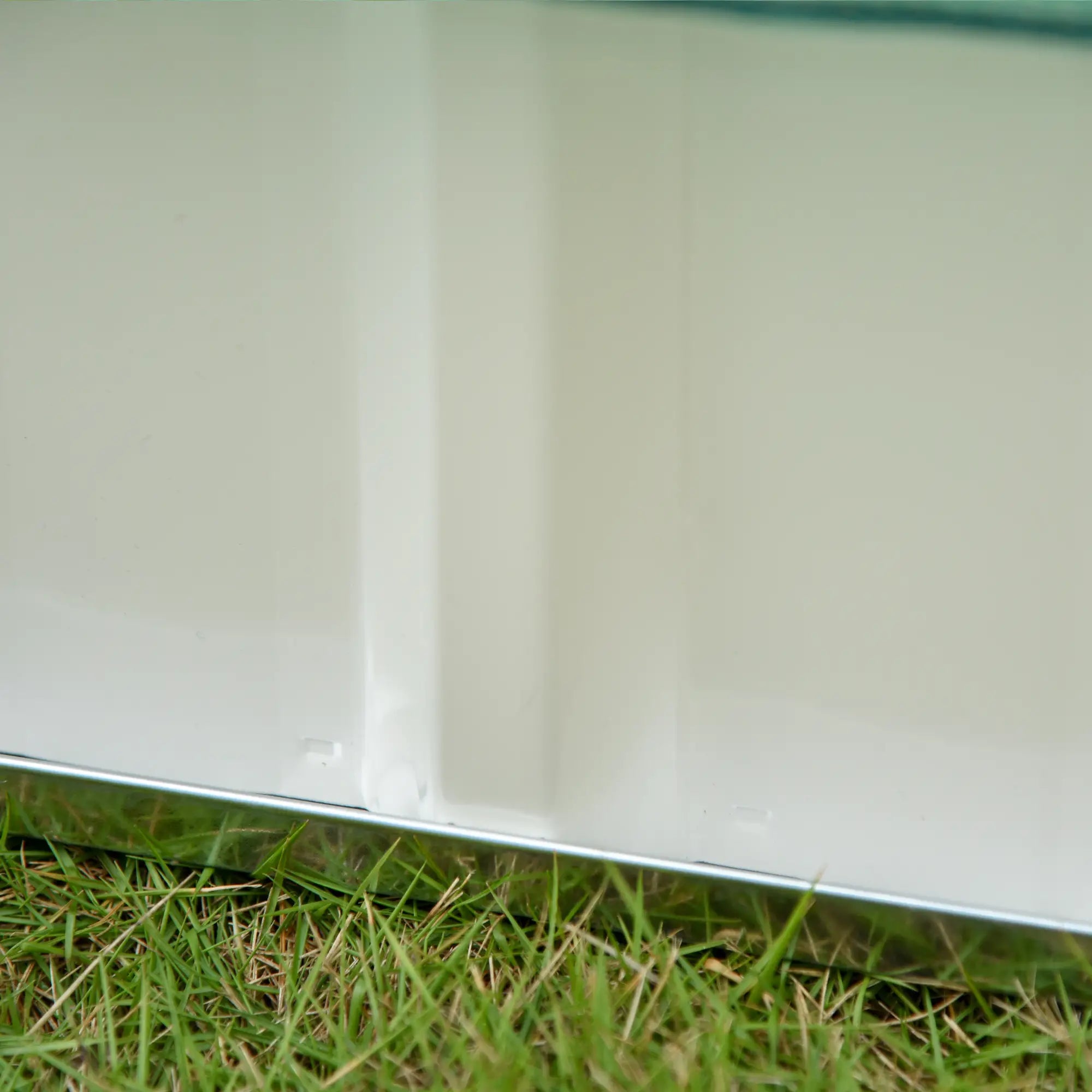 Raised Garden Bed, 5.7 x 3 x 2.3ft Steel Planter Box, Green Galvanized Planter Boxes at Gallery Canada