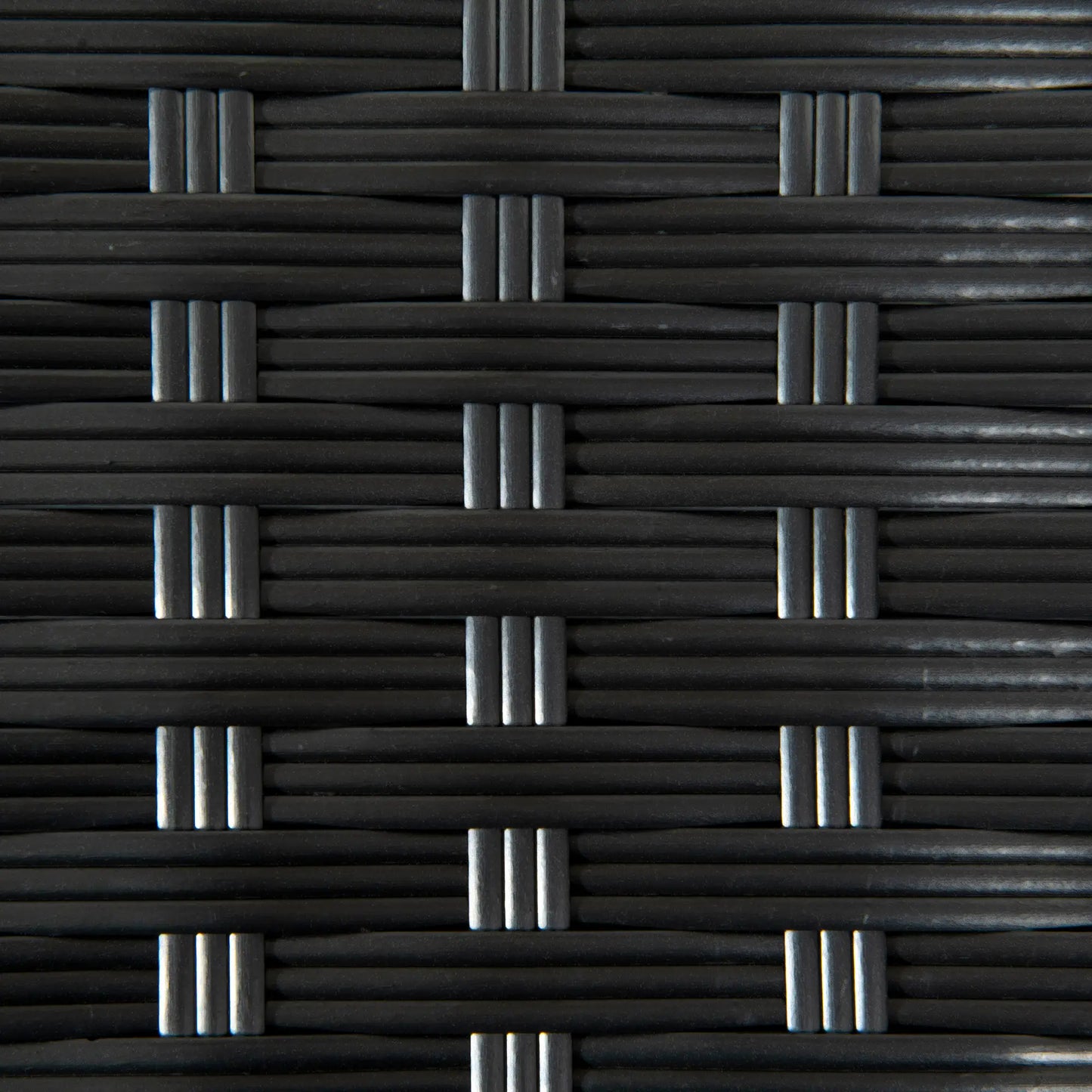 20" Outdoor Wicker Coffee Table, Plastic Board, Black Patio Dinning Tables at Gallery Canada