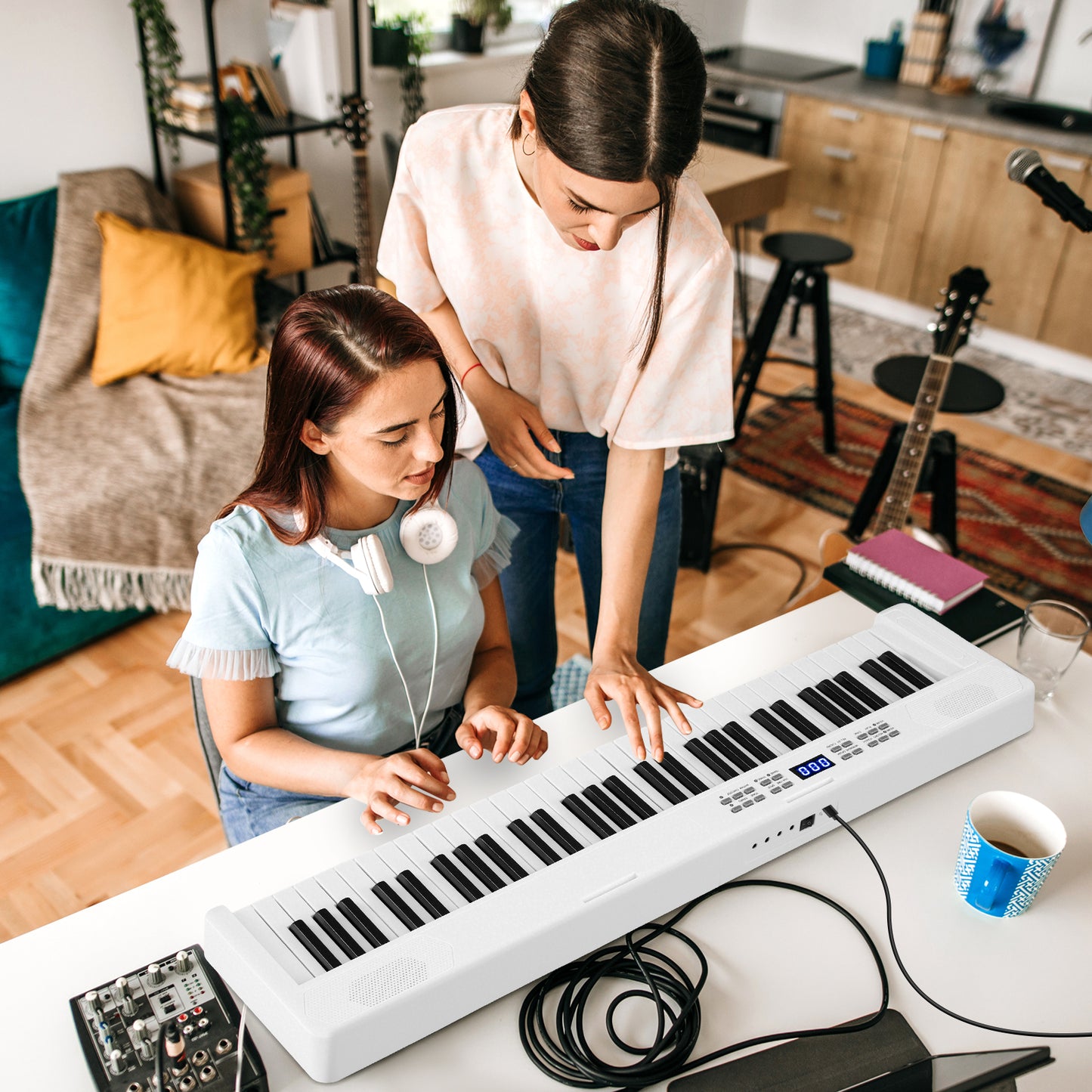 61-Key Foldable Piano Keyboard Full-size Electronic Keyboard with MIDI and Split Function, White Pianos & Keyboards at Gallery Canada