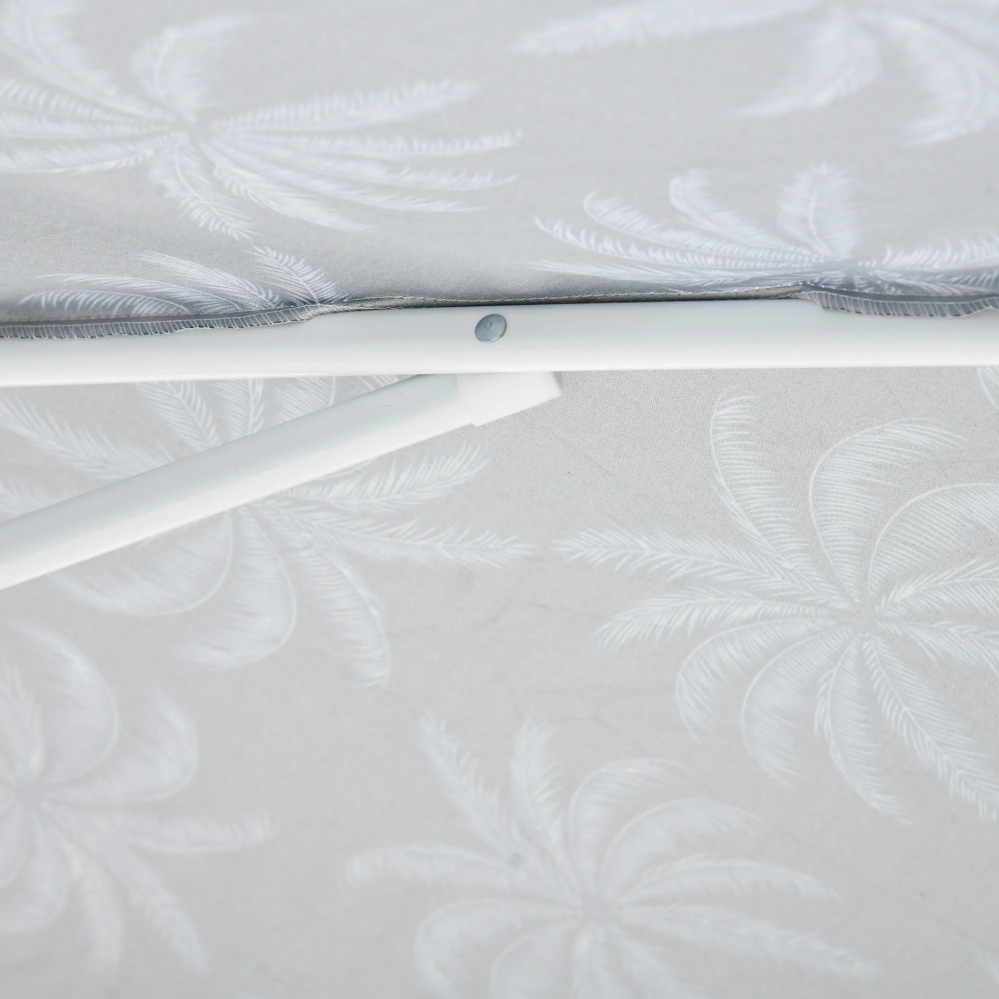 6.5' Beach Umbrella, UV50+ Sun Shade with Sandbags, Dark Blue Beach Umbrellas at Gallery Canada