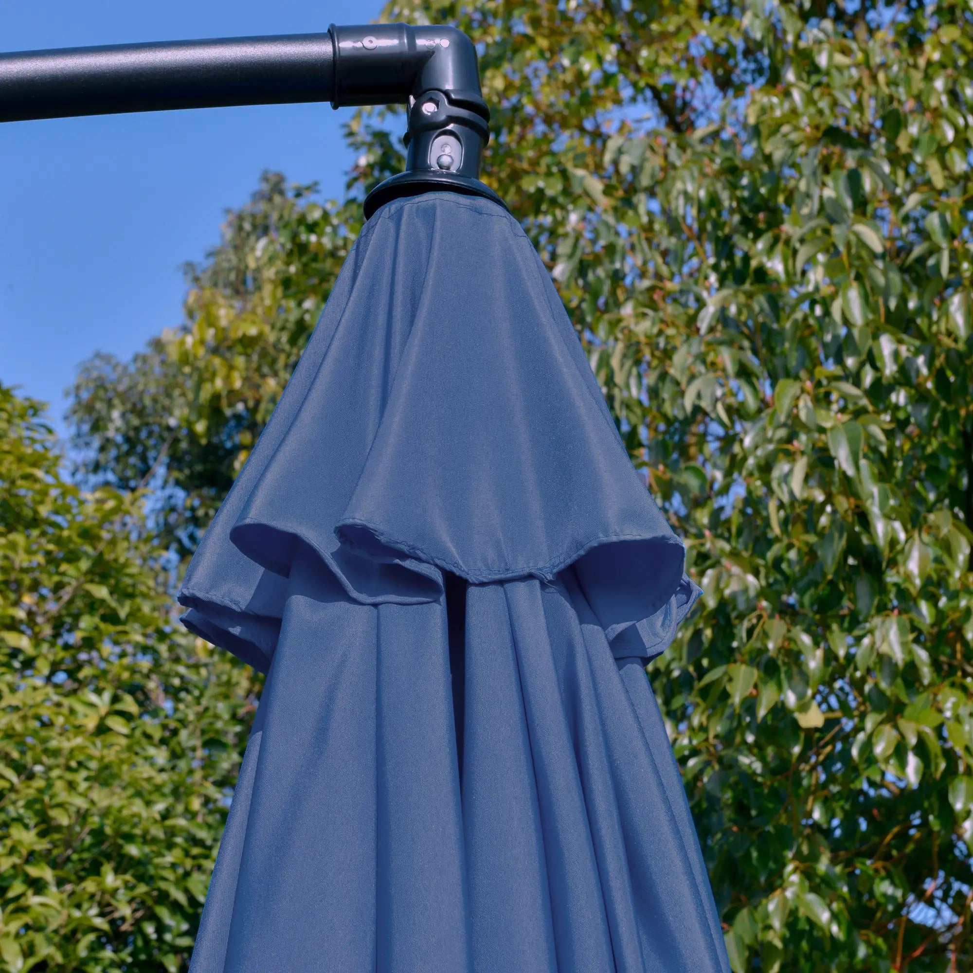 11FT Offset Hanging Patio Umbrella, Easy Tilt, Cross Base, 8 Ribs, Blue Cantilever Umbrellas at Gallery Canada
