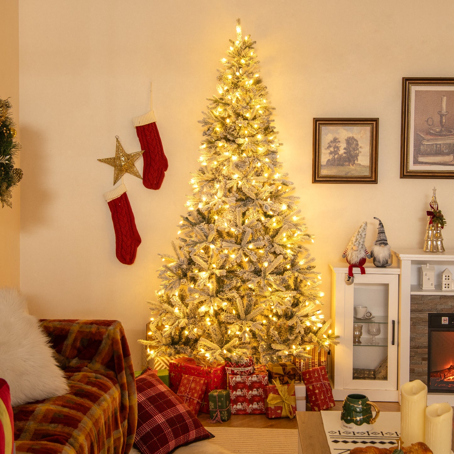 7 Feet Half Artificial Christmas Tree with 852 PE & PVC Branch Tips and 9 Modes-M, Green Christmas Tree at Gallery Canada