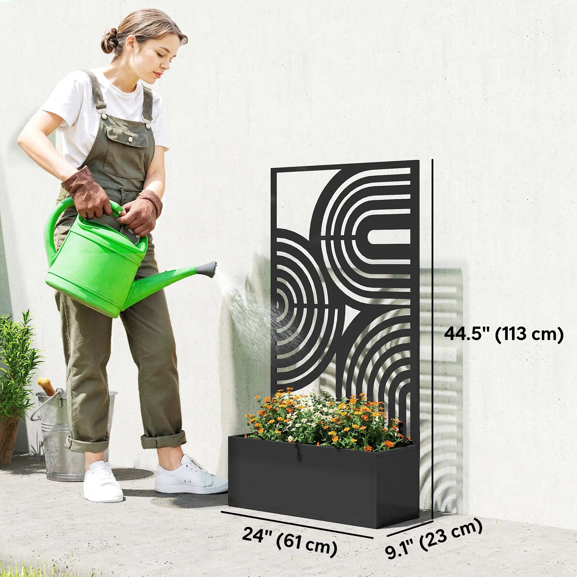 Metal Planter Box With Trellis, 44.5
