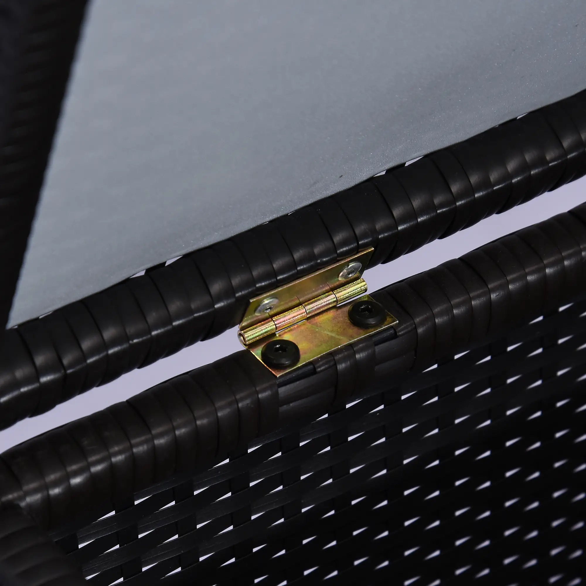 Wicker Outdoor Storage Box, 75 Gallon, Gas Strut Lid, Dark Brown Patio Storage Boxes at Gallery Canada