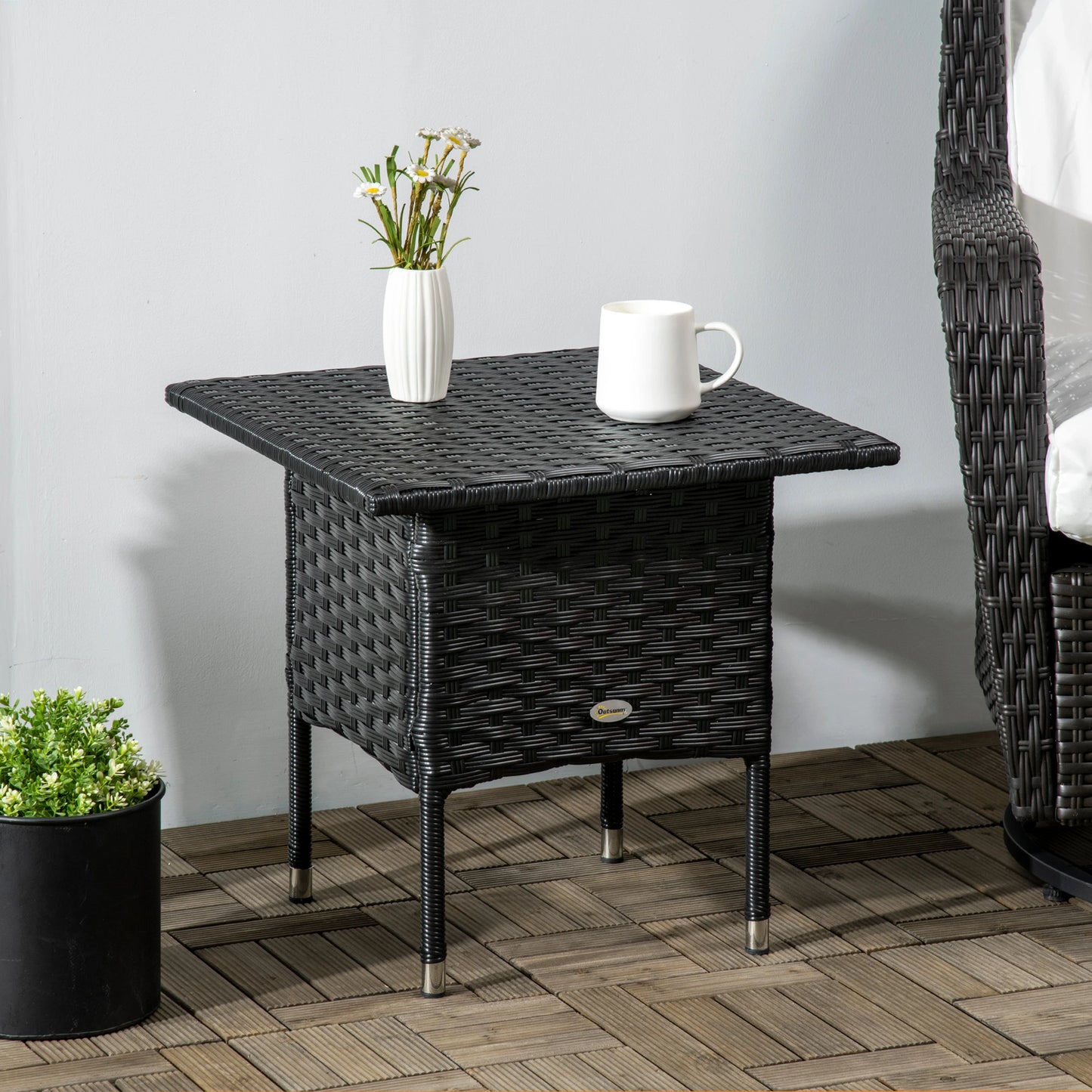 20" Outdoor Wicker Coffee Table, Plastic Board, Black Patio Dinning Tables at Gallery Canada